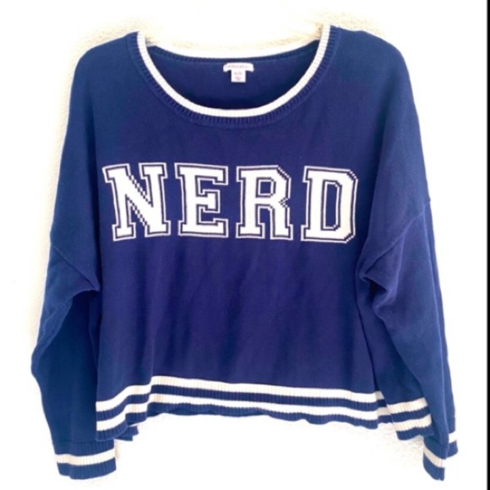 XL, NERD cropped sweater